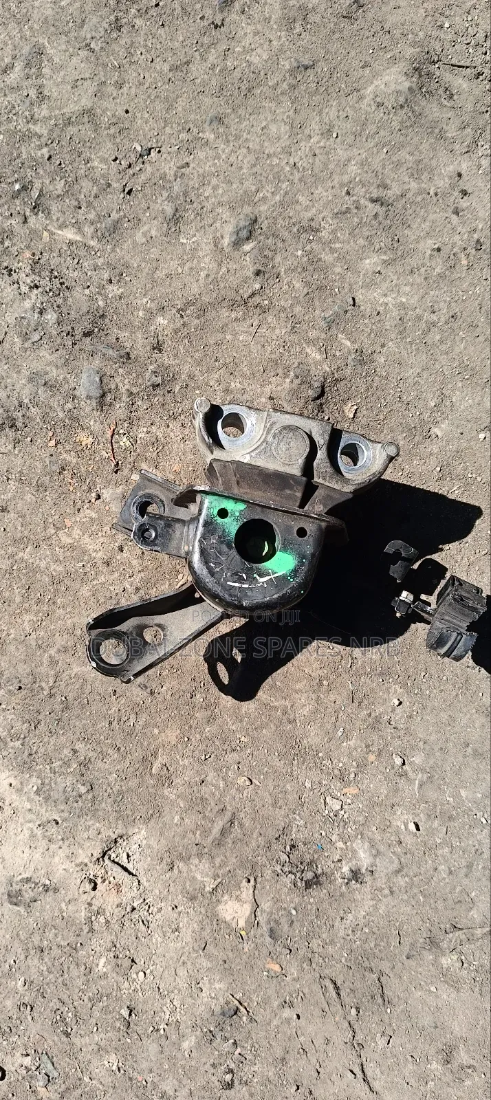 Noah, Voxy 3xr Engine Mounts.