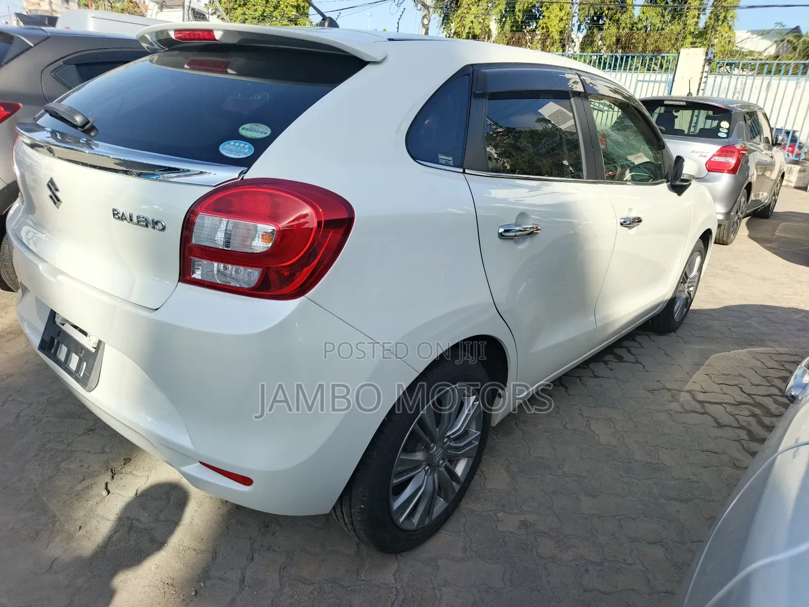 Suzuki Baleno 2019 White