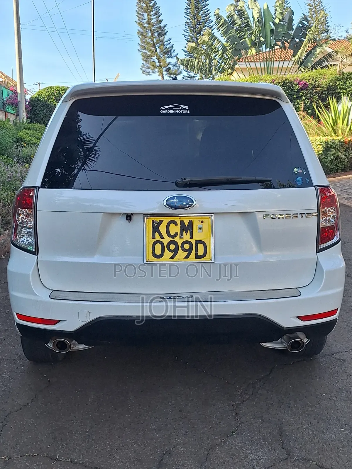 Subaru Forester 2010 Pearl
