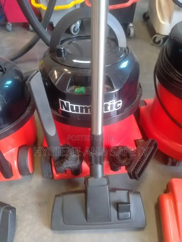Vacuum Cleaner (Wet Dry)