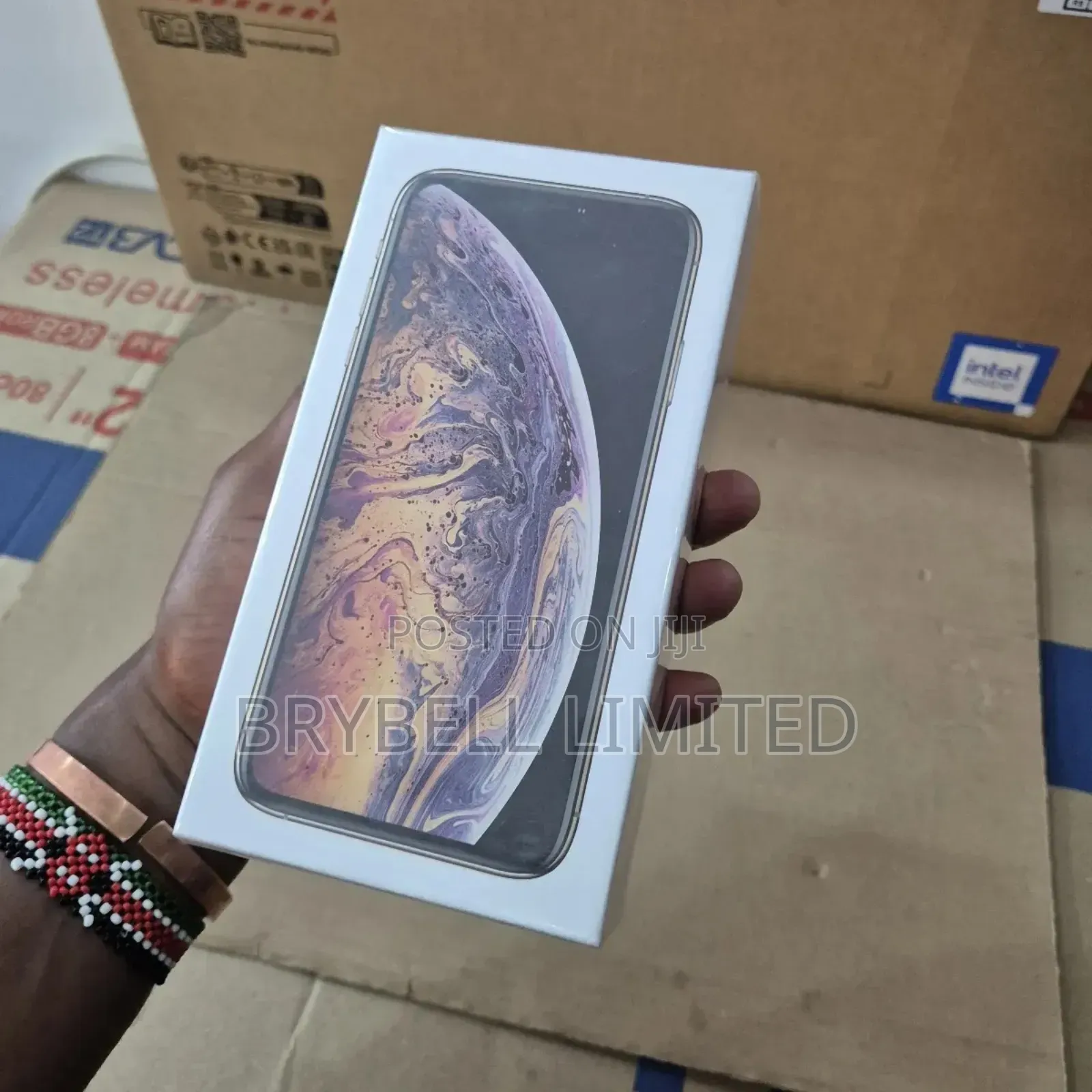 New Apple iPhone XS Max 256 GB Gold