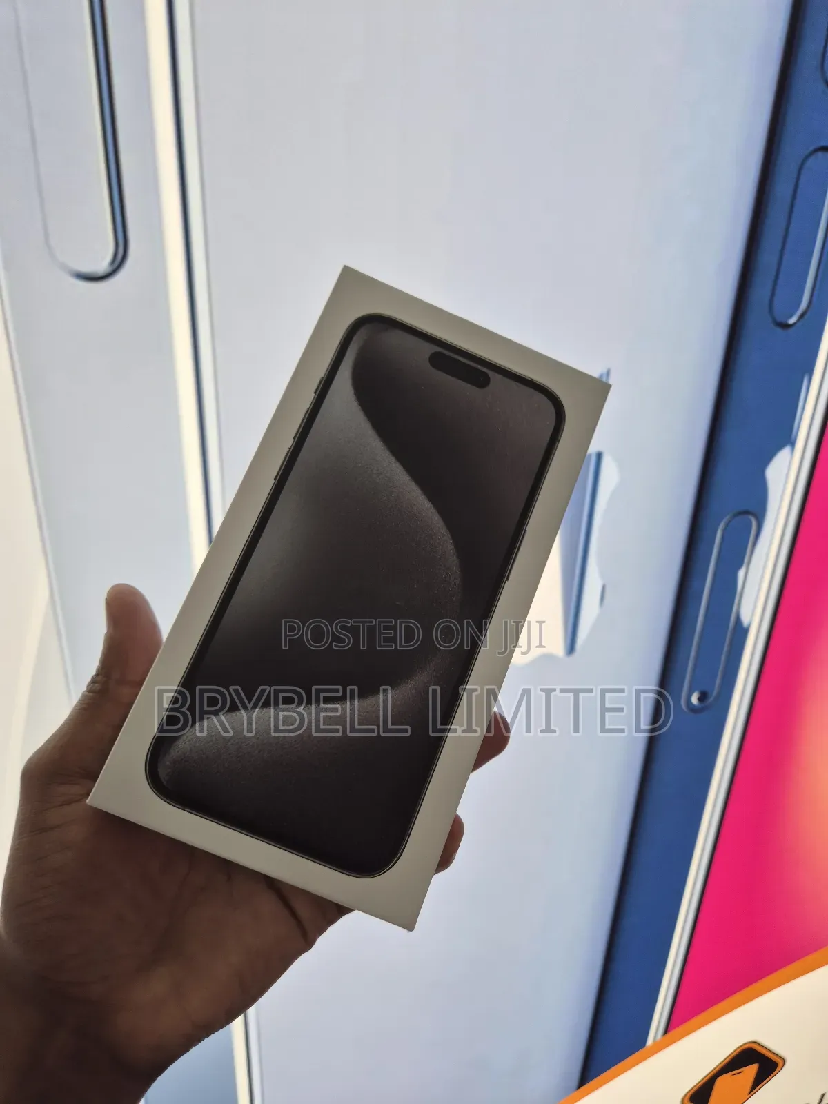 New Apple iPhone 15 Pro Max 256 GB White