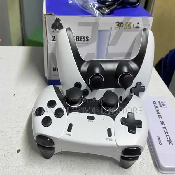 1080p High-Definition Quality Plug and Play 10,000+ Games 15 Emulators