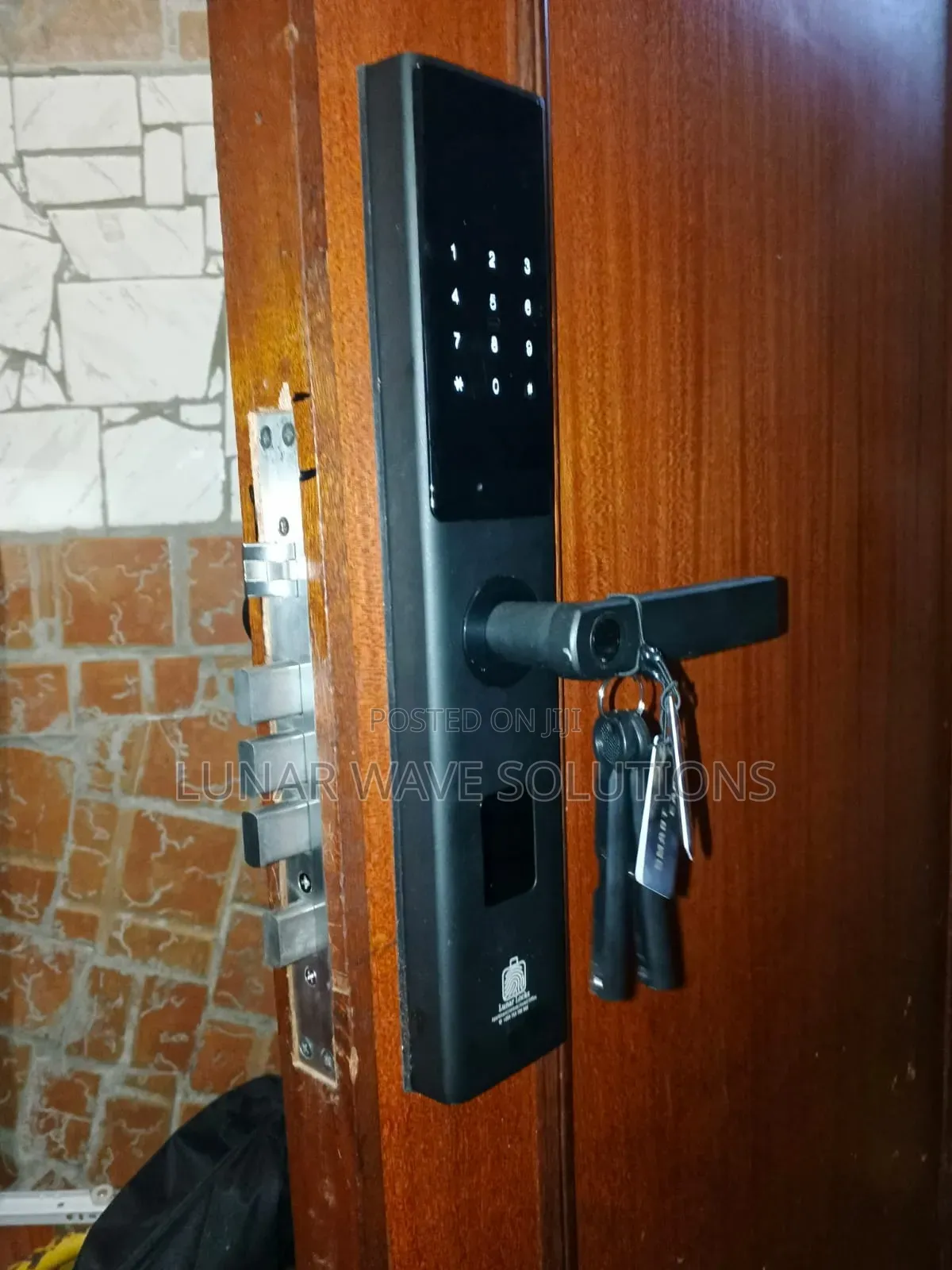 Keyless Entry Smart Lock, Low Profile