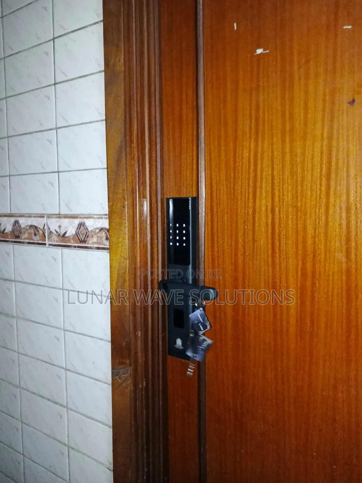 Keyless Entry Smart Lock, Low Profile
