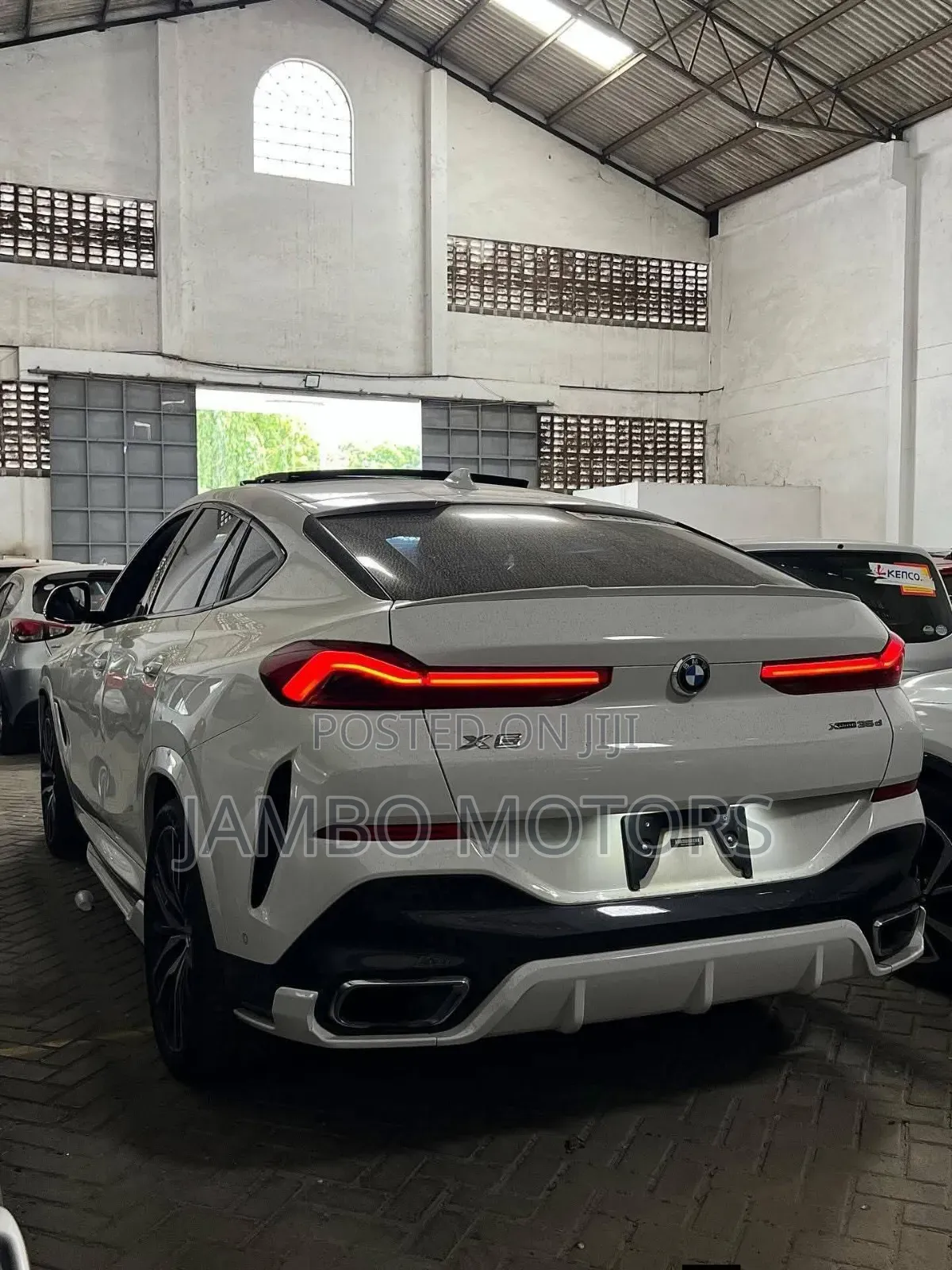BMW X6 xDrive40i 2021 White
