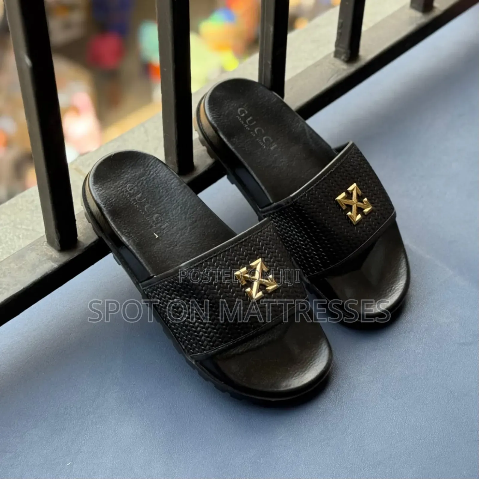 Men Sandals Original. Colours Black/White. Available In Sizes 39 - 46.