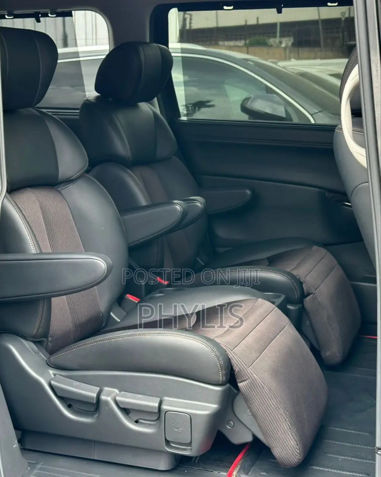 Nissan Elgrand 2018 Black