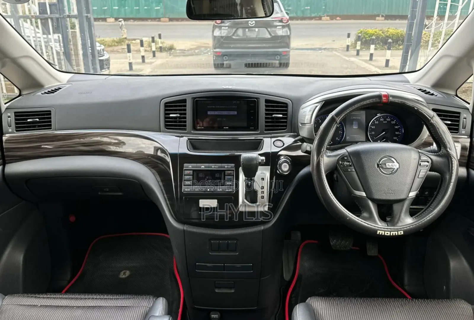 Nissan Elgrand 2018 Black