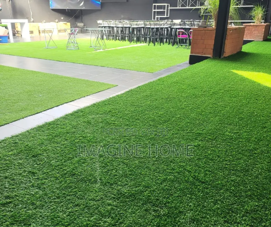 Professional Grade Artificial Green Grass Carpet