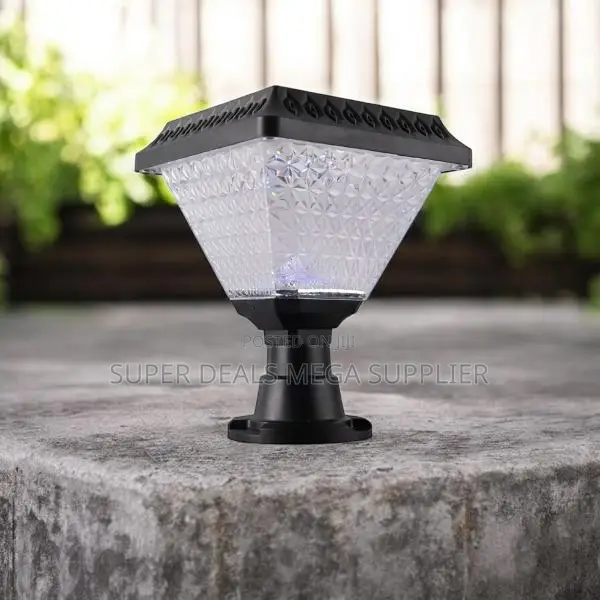 Solar Led Outdoor Post Lamp With Diamond Crystal Design