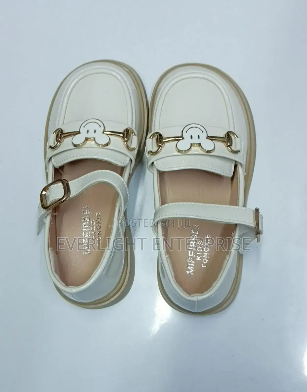Quality Girls Wetlock Shoes