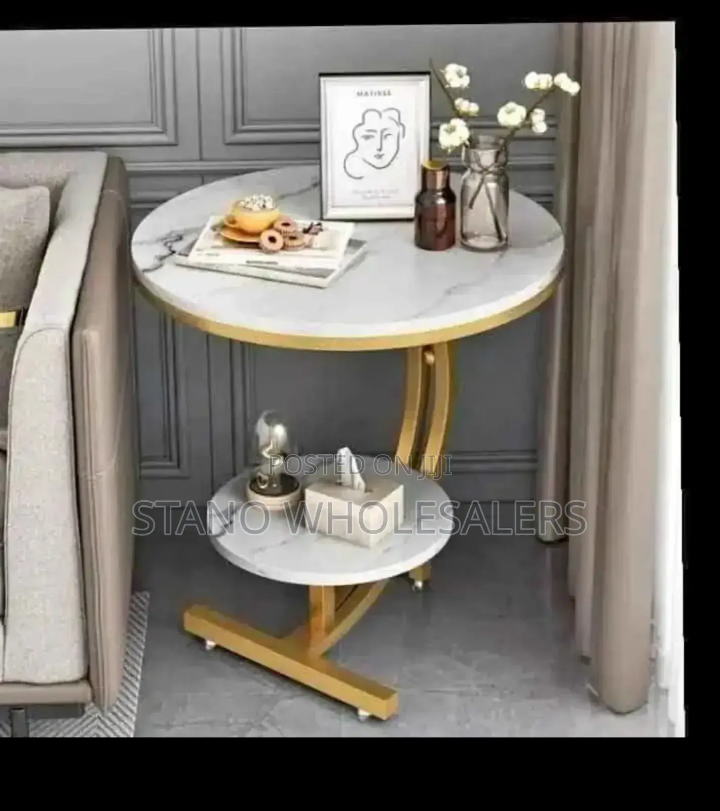 Console Table Best Quality Round Shaped