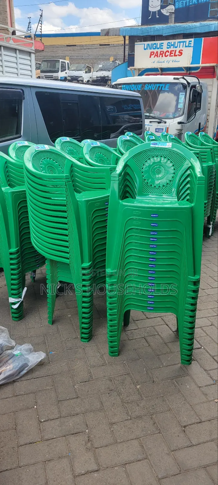 Plastic Chairs, Quality Seats Available/Green Chairs