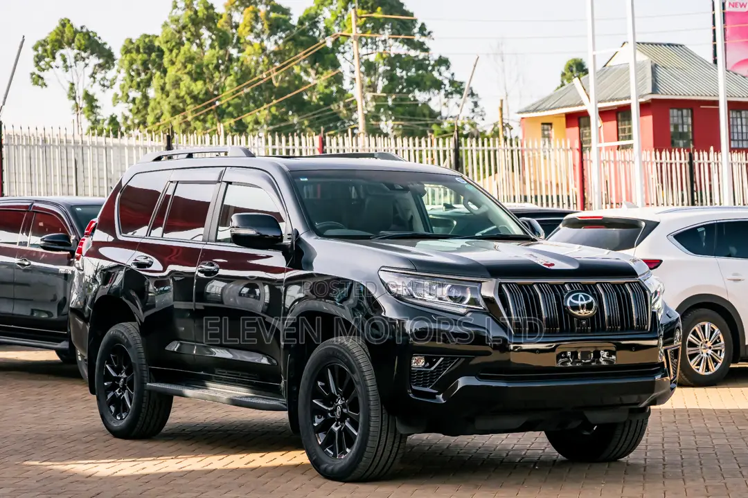 Toyota Land Cruiser Prado 2.8 2021 Black