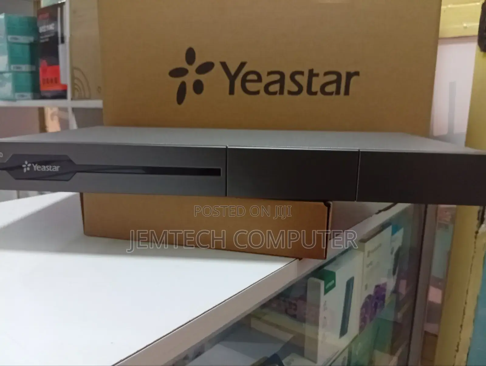 Yeastar P570 Voip PBX Phone System