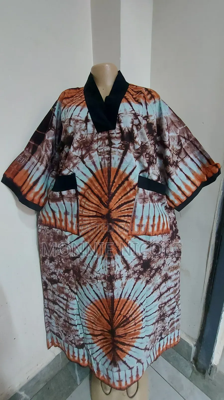 Neckless Stylish Tie And Dye Dress