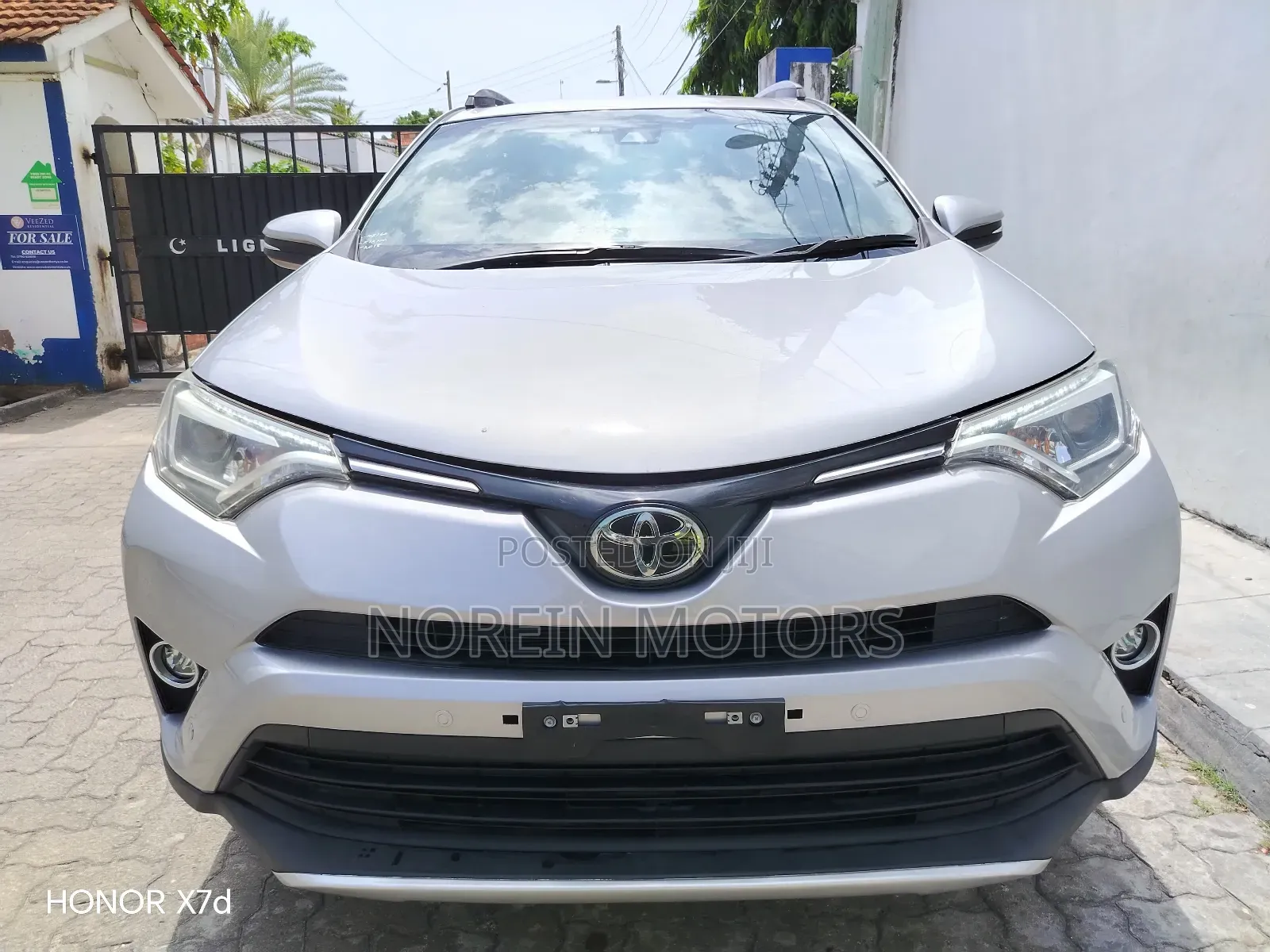 Toyota RAV4 2018 Silver