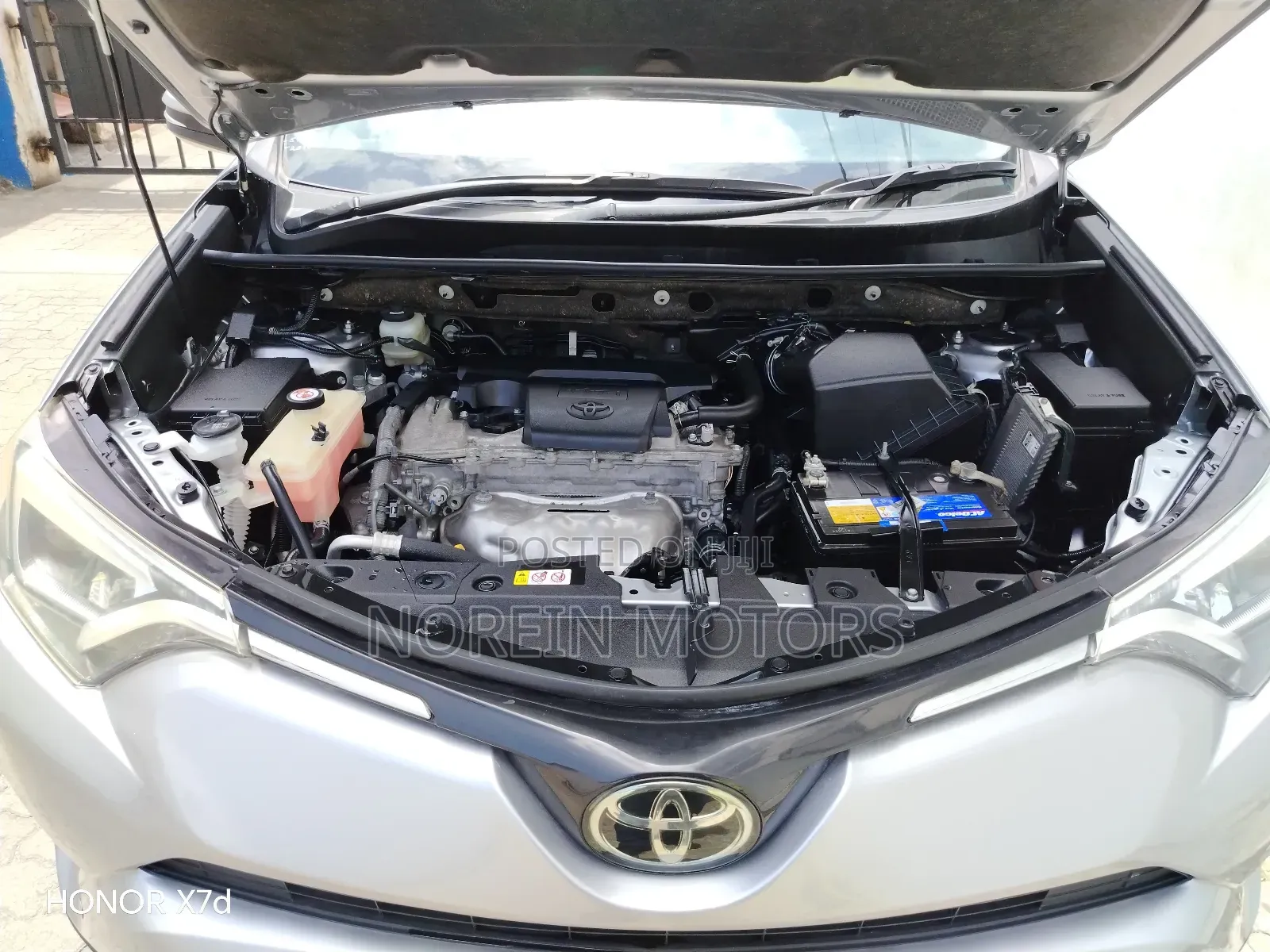 Toyota RAV4 2018 Silver