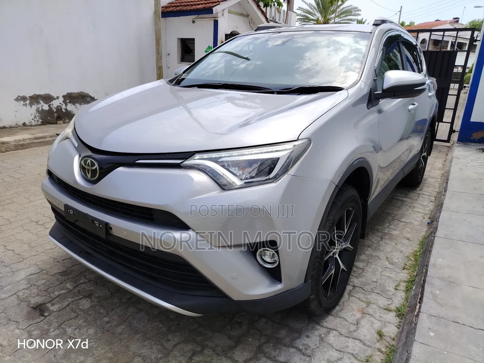Toyota RAV4 2018 Silver