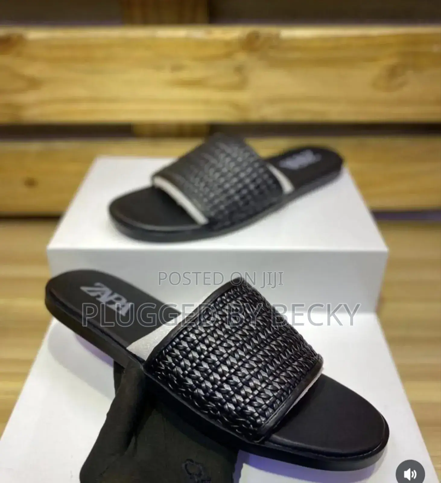 Zara Sandals 
New Arrival
Sizes (40/41/42/43/44/45)
