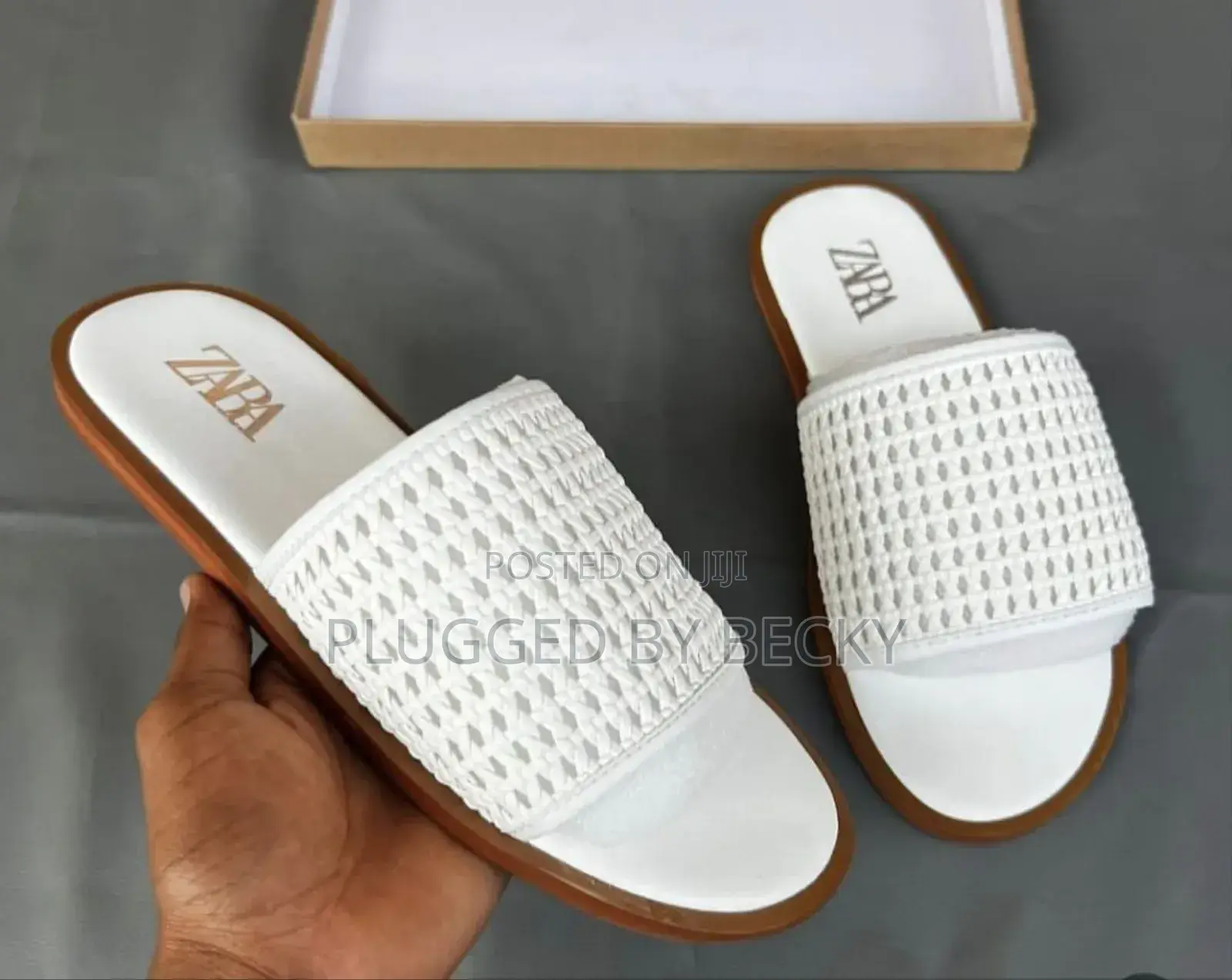 Zara Sandals 
New Arrival
Sizes (40/41/42/43/44/45)