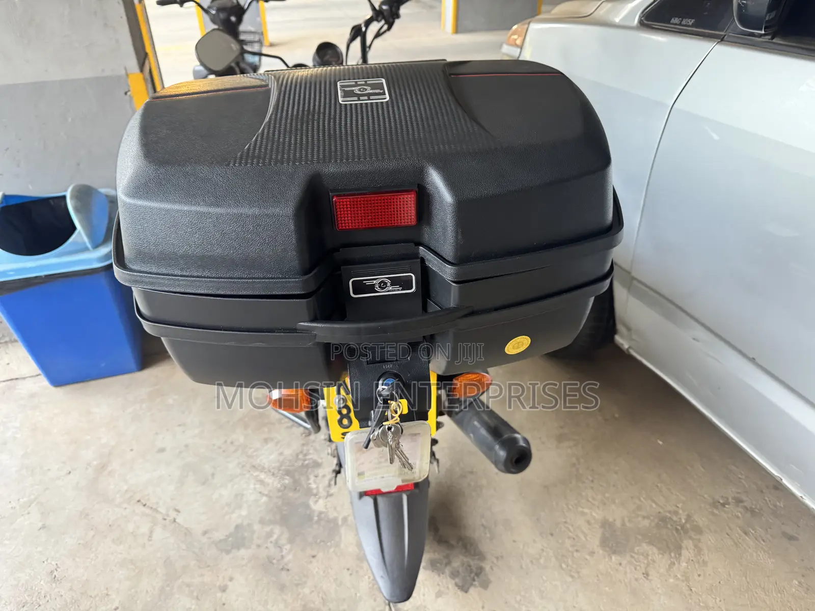 47 Liters Brand New! Motorcycle Carrier Box. Detachable