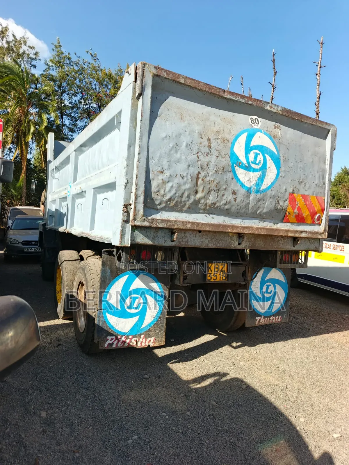 Ashok Leyland Tipper 2014 White