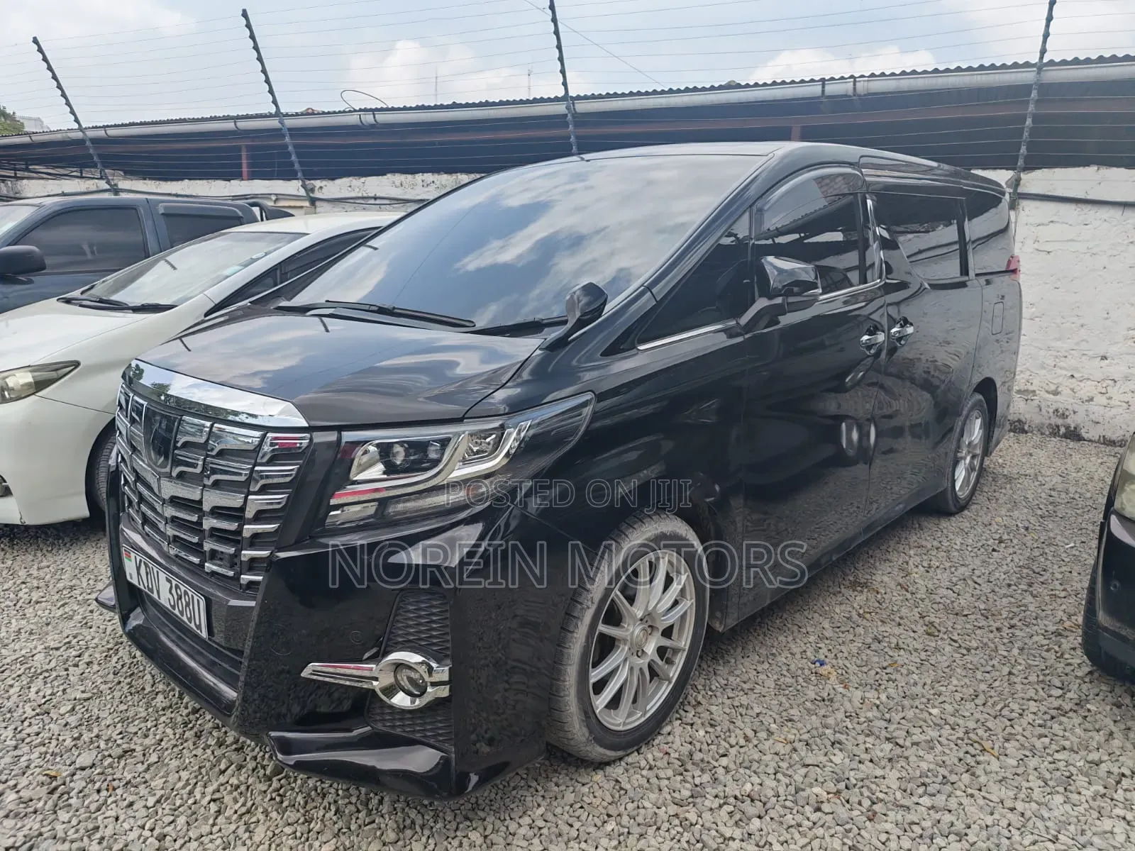 Toyota Alphard 2018 Matt Black