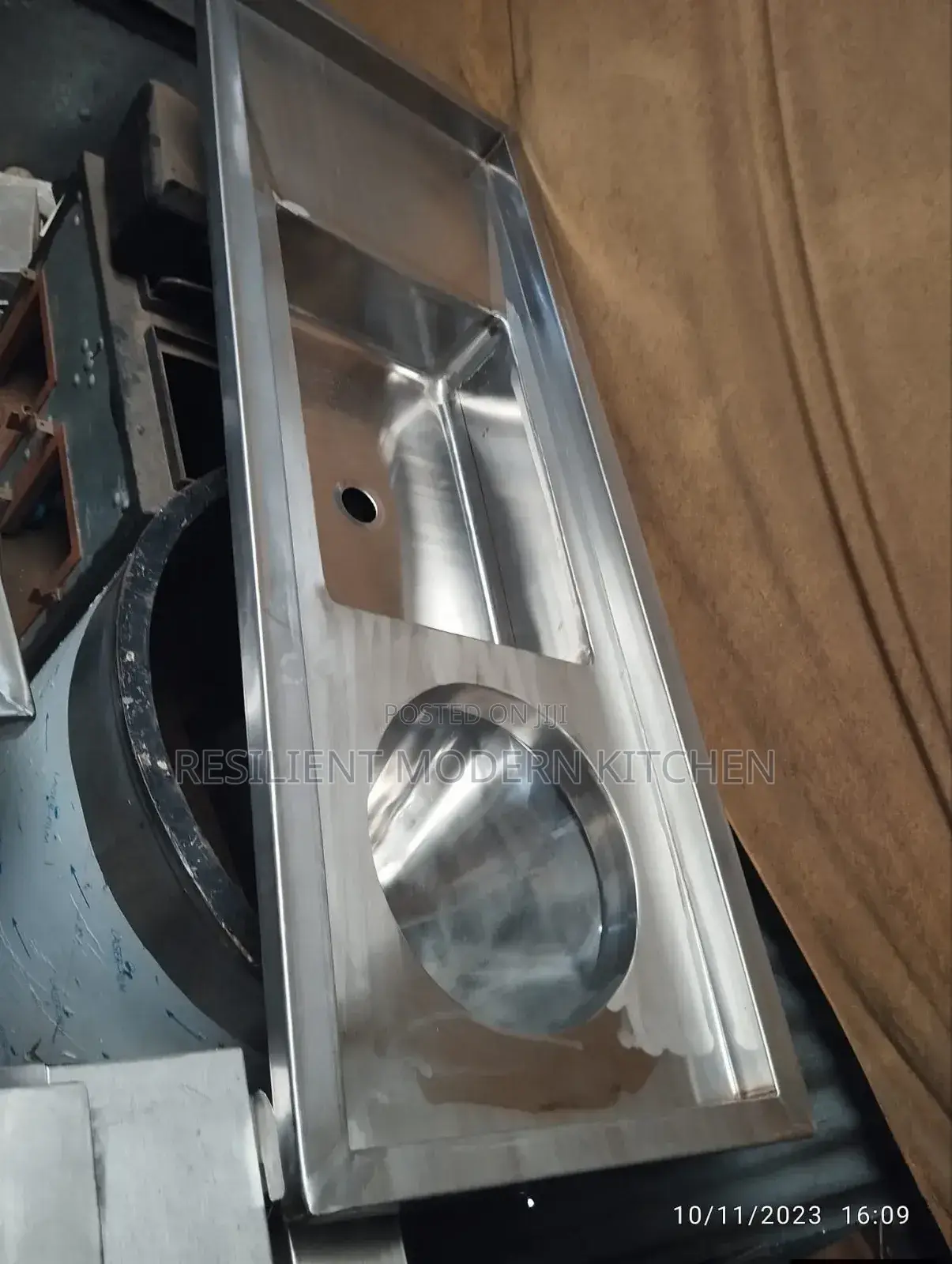 Stainless Steel Hospital Sluice Sink