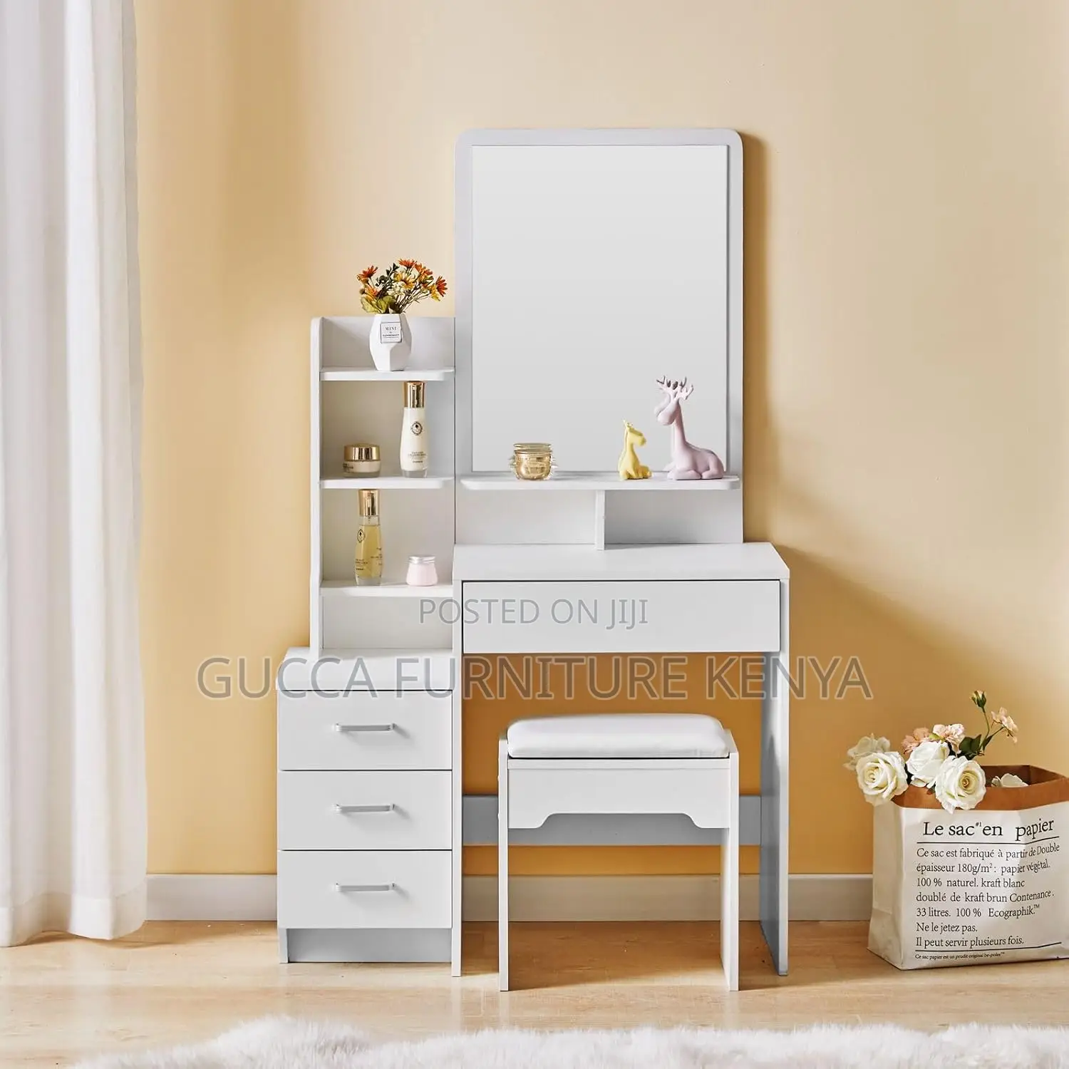 Simple White Make Up Dressing Room Table