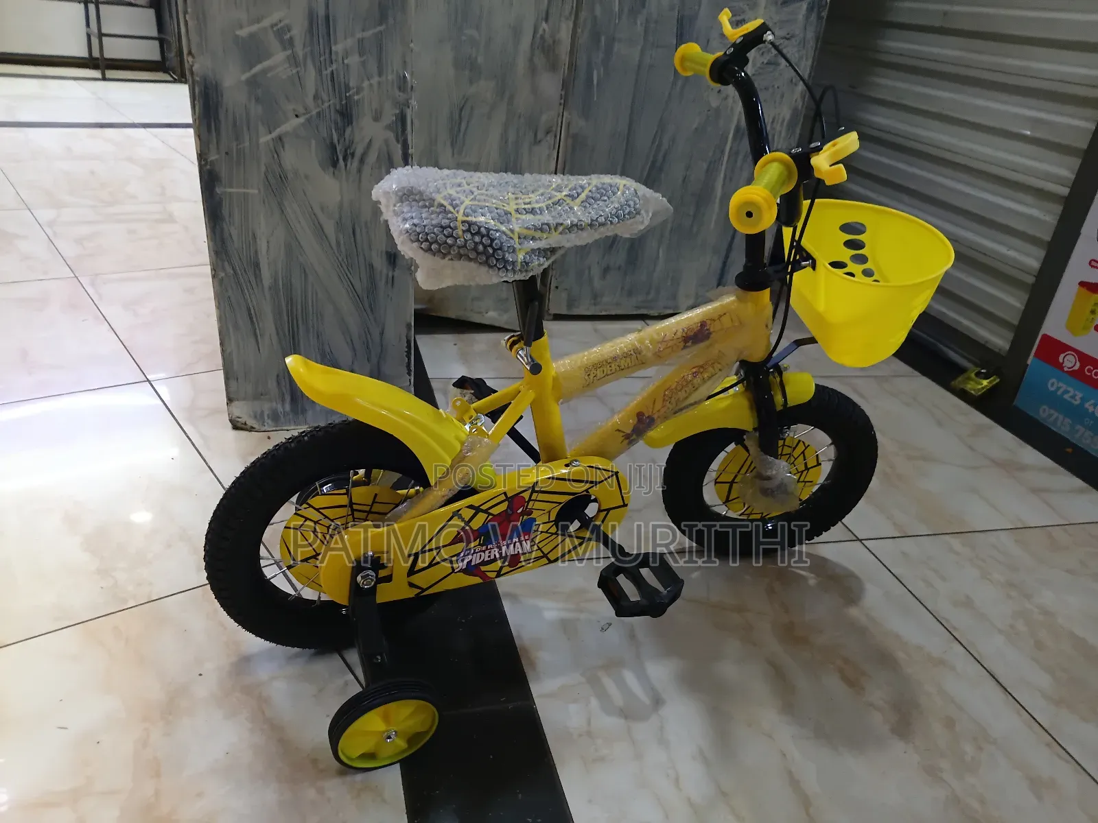 Spiderman Size 12 Bicycle With Support Wheels