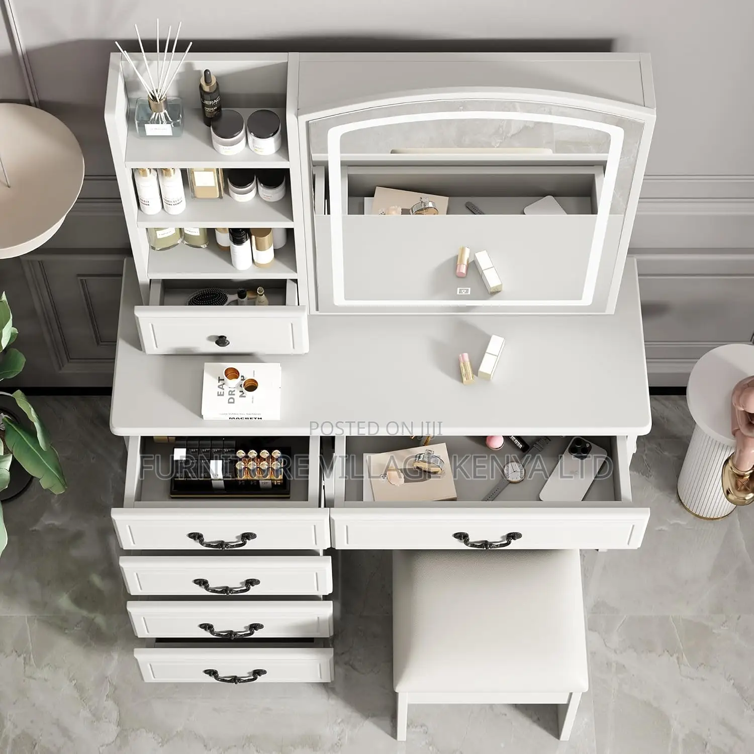 Dressing Tables: Modern Vanity Bedroom Dresser