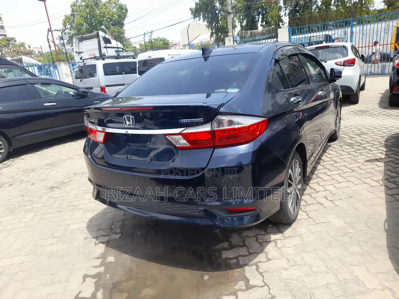 Honda Grace 1.5 Hybrid AWD 2019 Blue