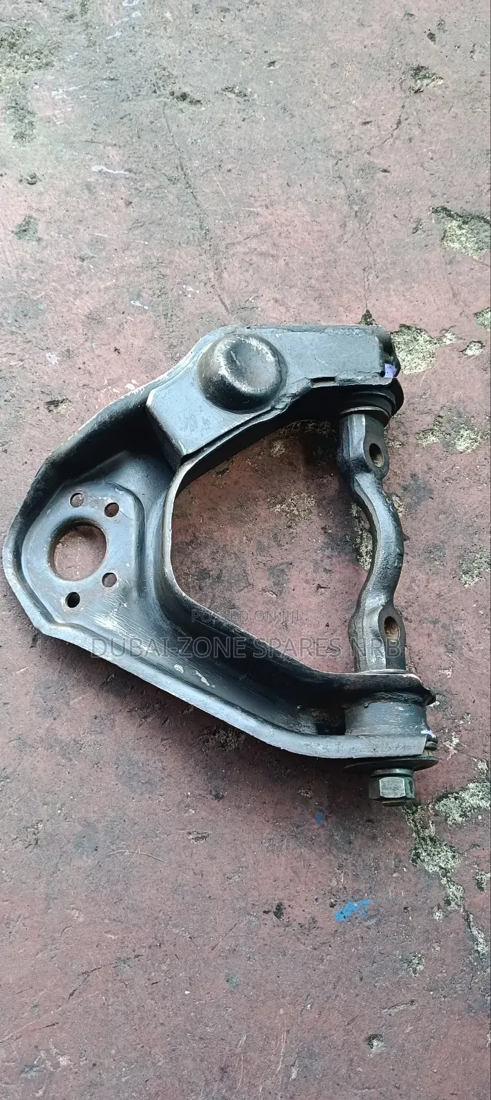 Upper Arms Nissan Sahara Td27 2-wheel Drive.