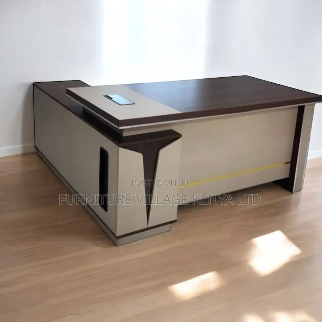 Office Desks: 160cm Imported Office Table With Drawers