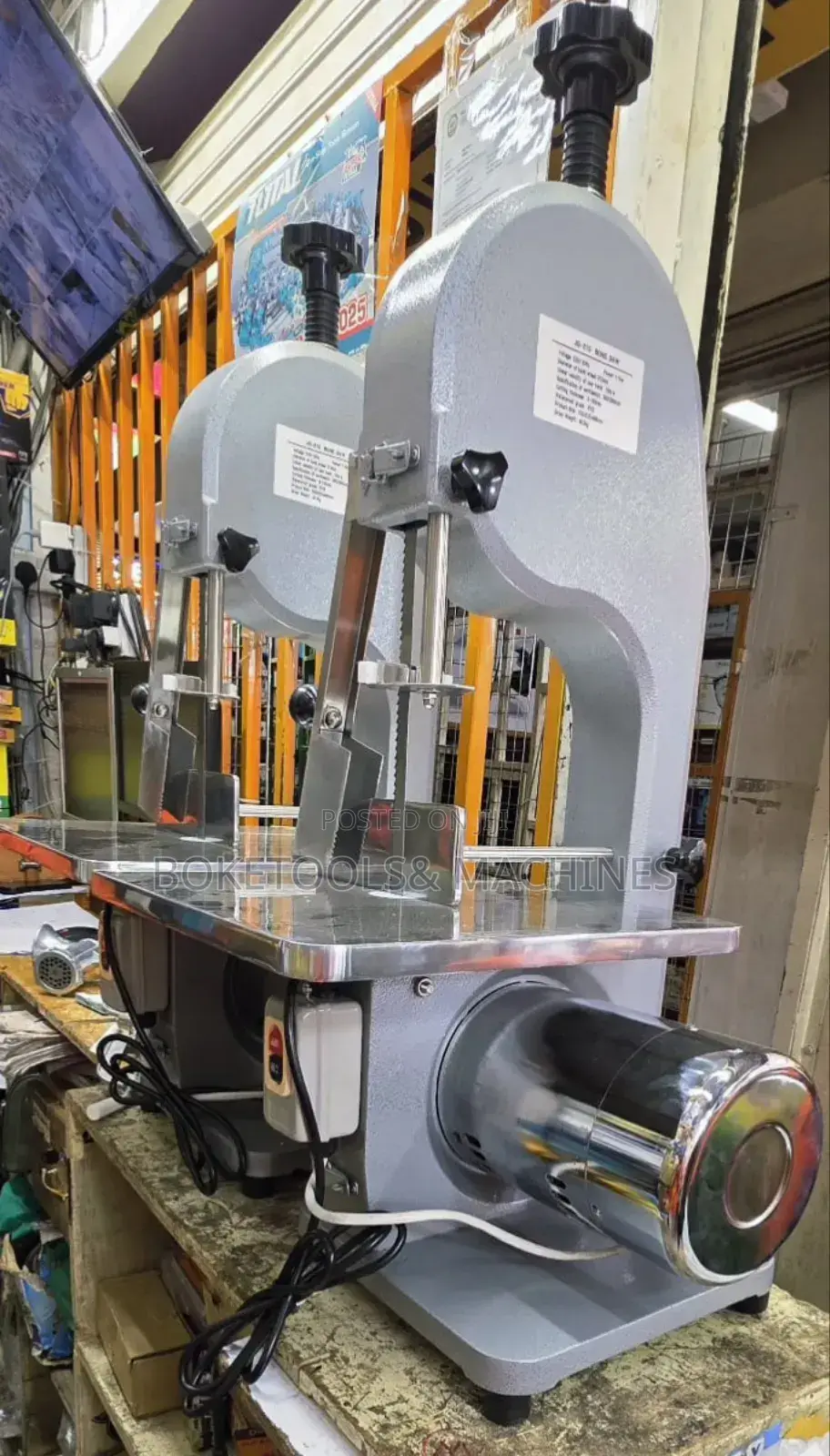 Bonesaw Machine