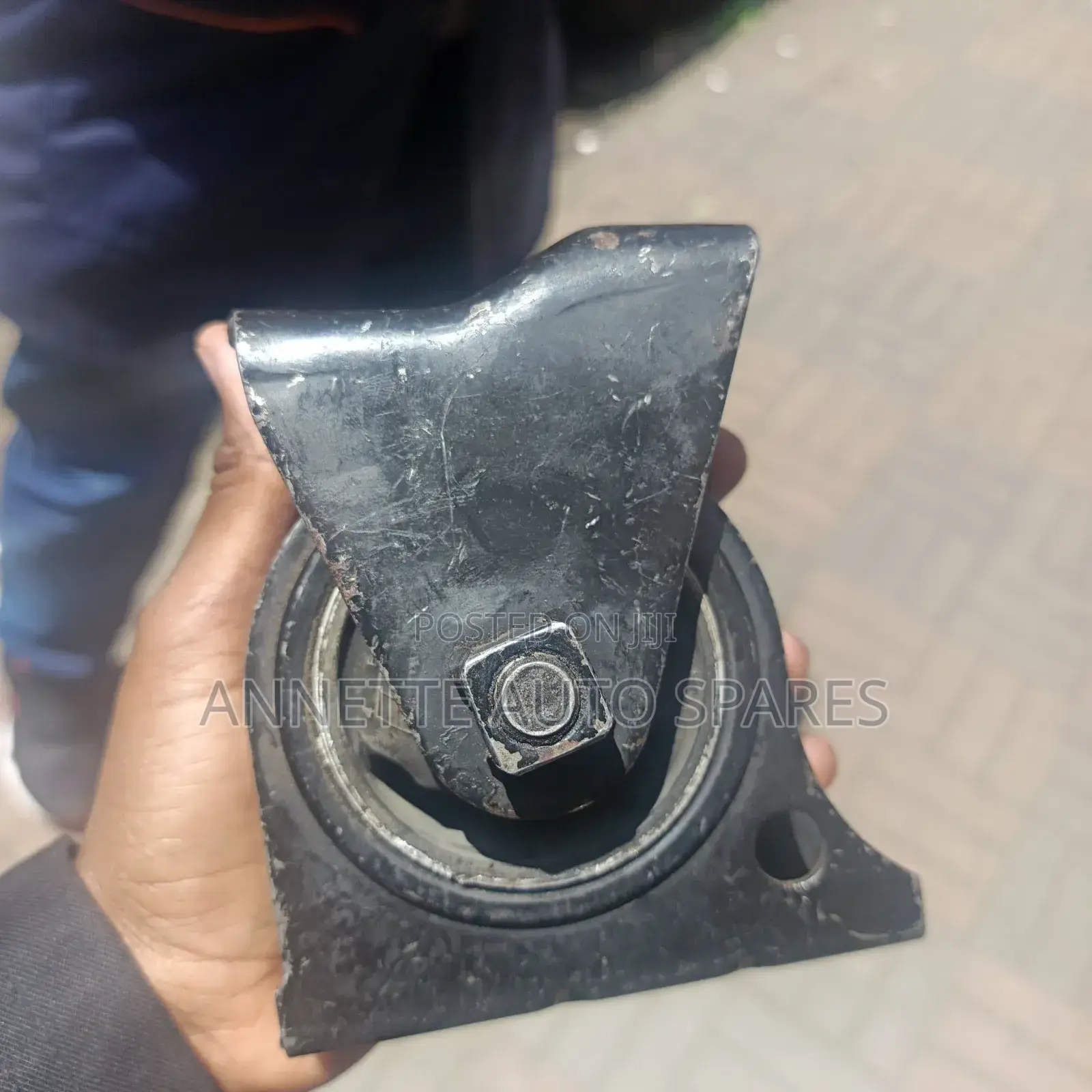 Engine Mount Rav 4