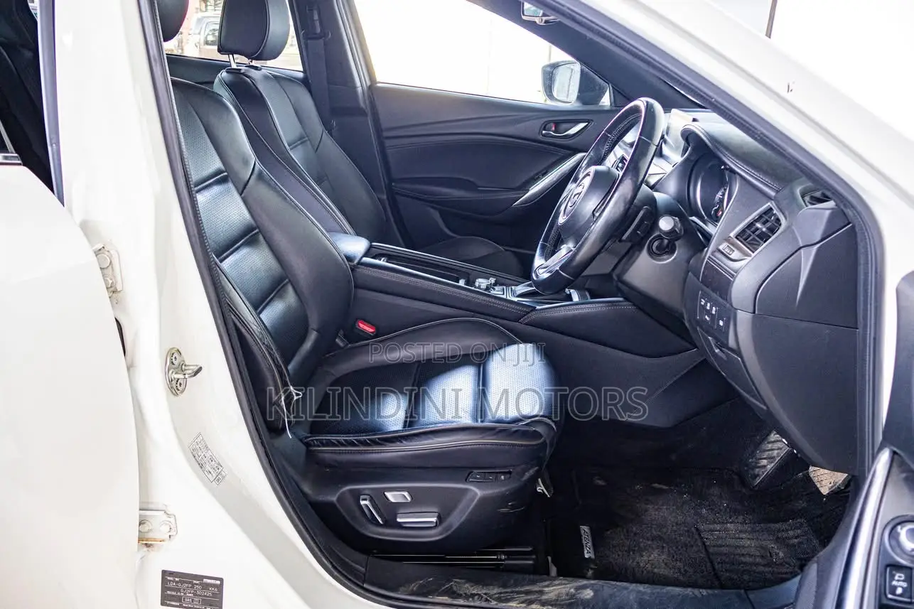 Mazda Atenza 2019 White
