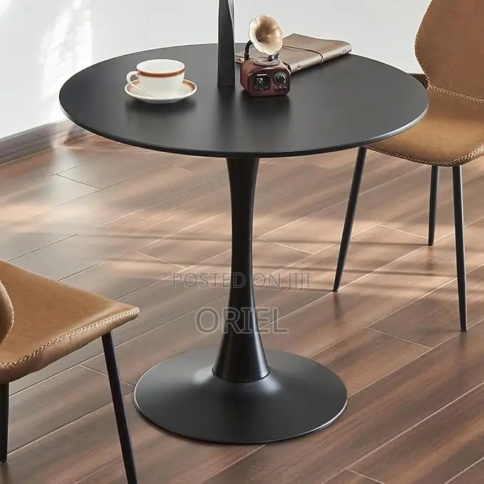 Dining Table : Modern Round Tulip Dining Table