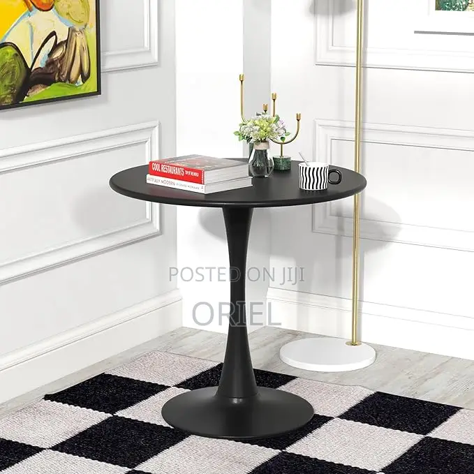 Dining Table : Modern Round Tulip Dining Table