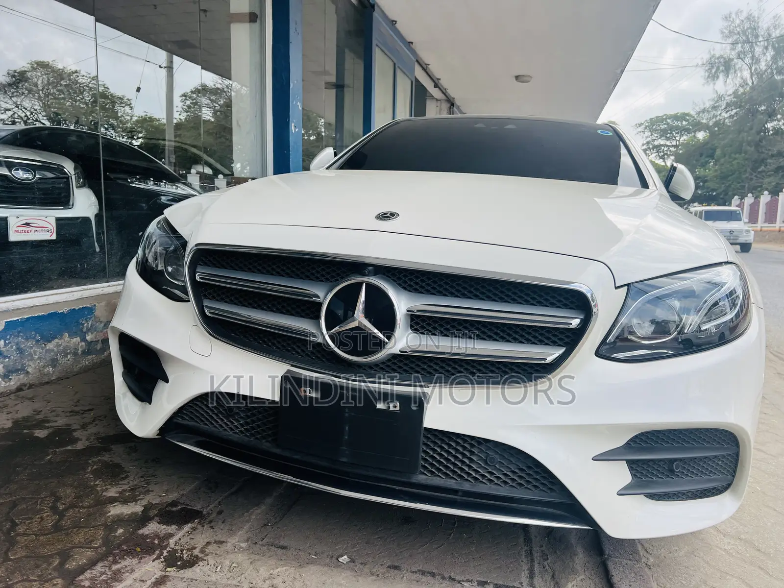 Mercedes-Benz E350e 2019 White