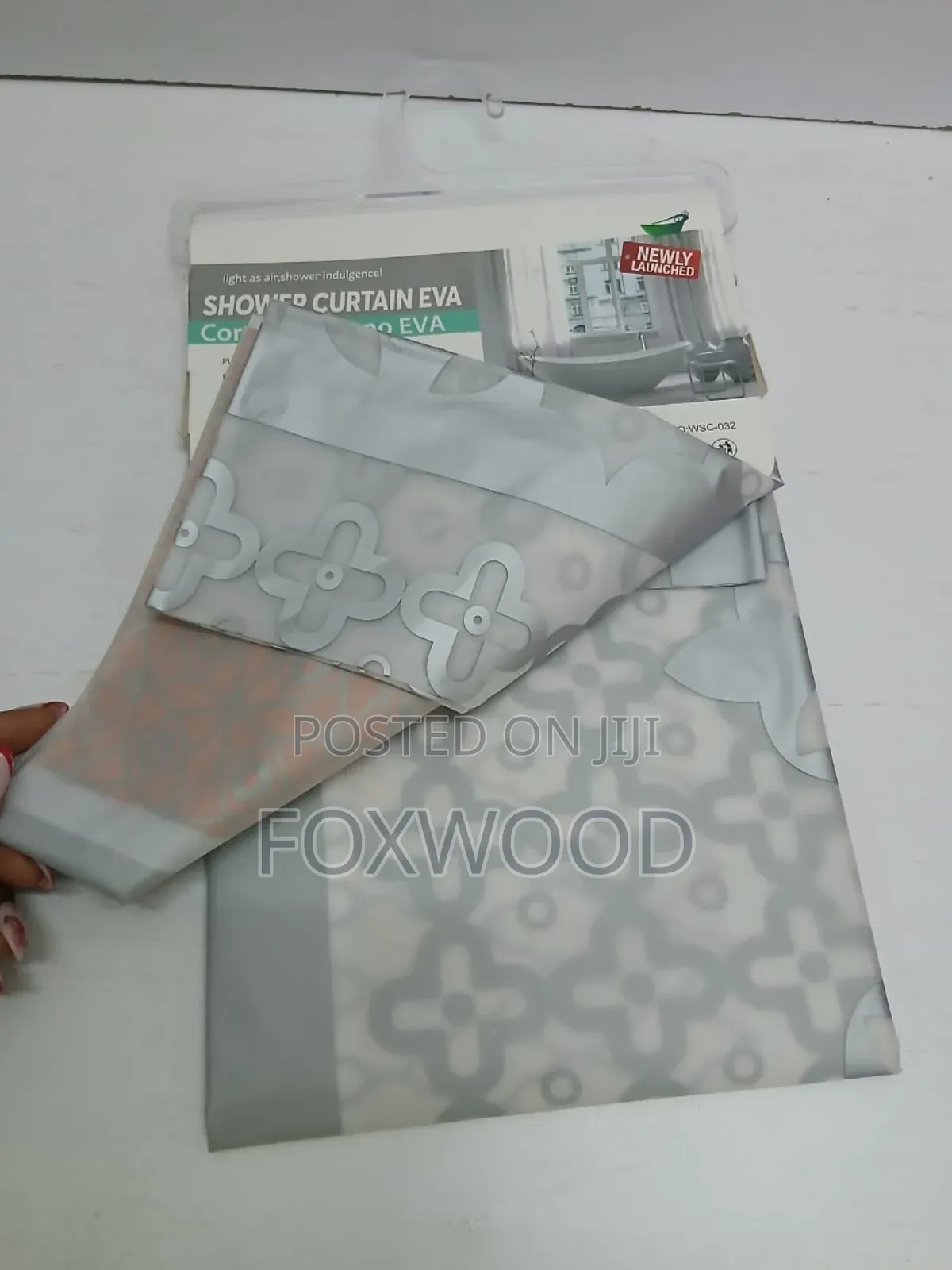 Waterproof Fabric Printed Shower Curtains Available
