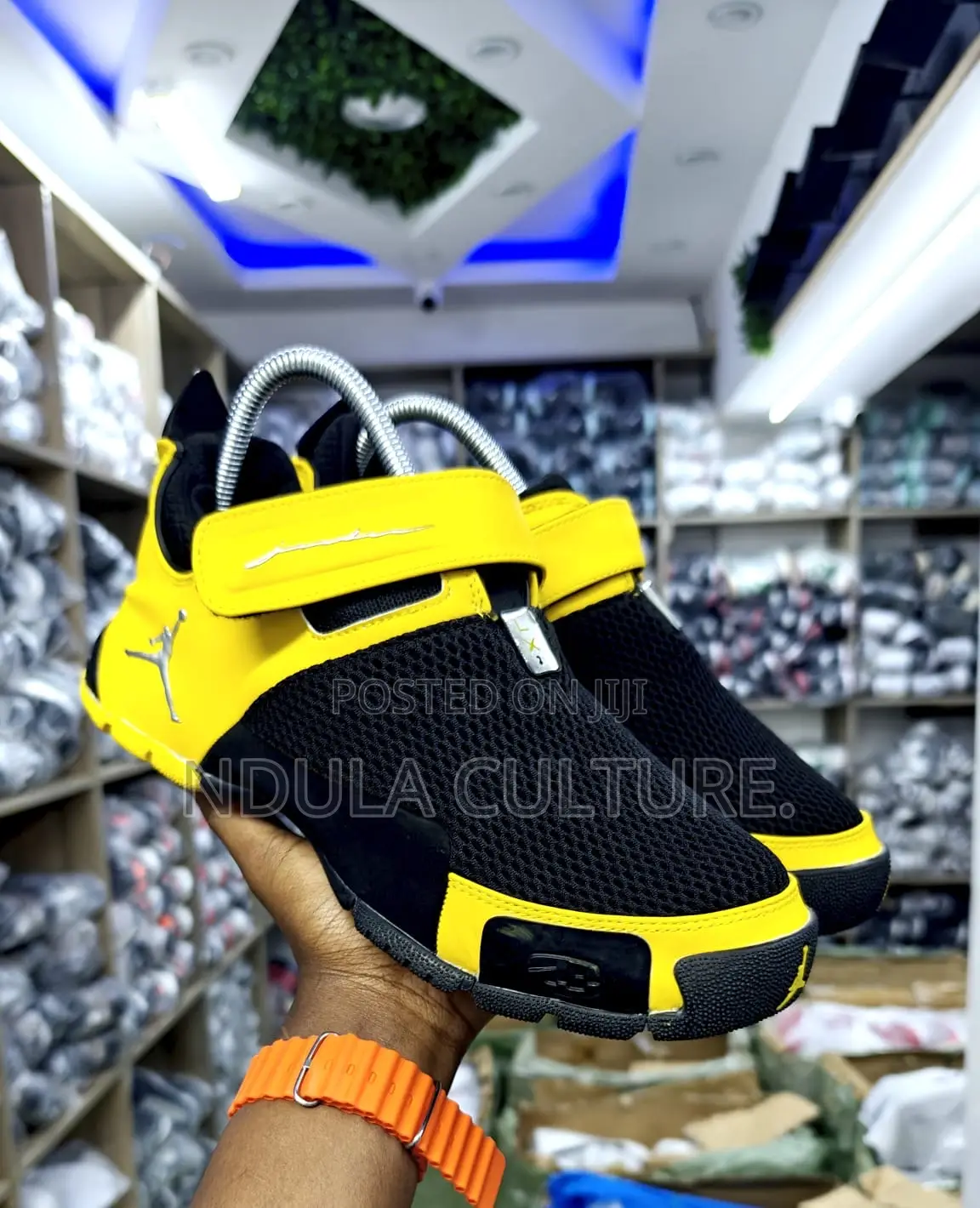 Air Jordan Lx