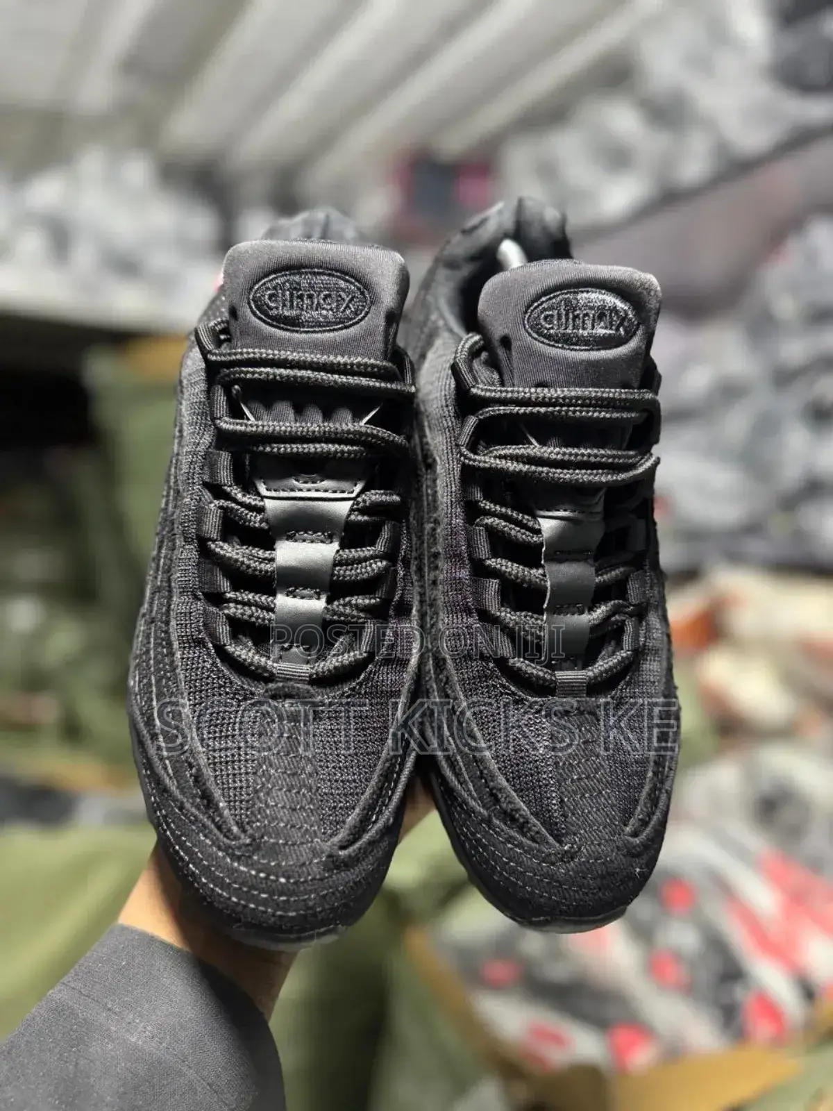 Levis X Airmax 95