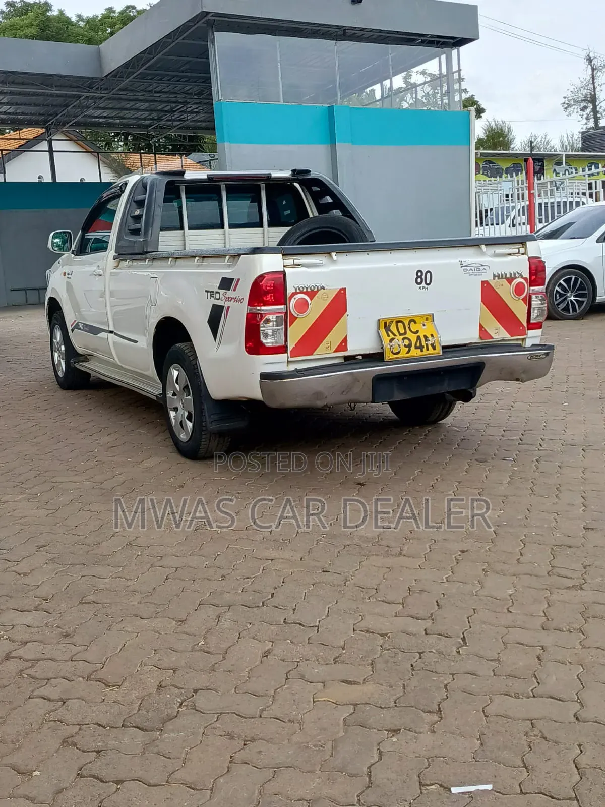 Toyota Hilux 2014 White
