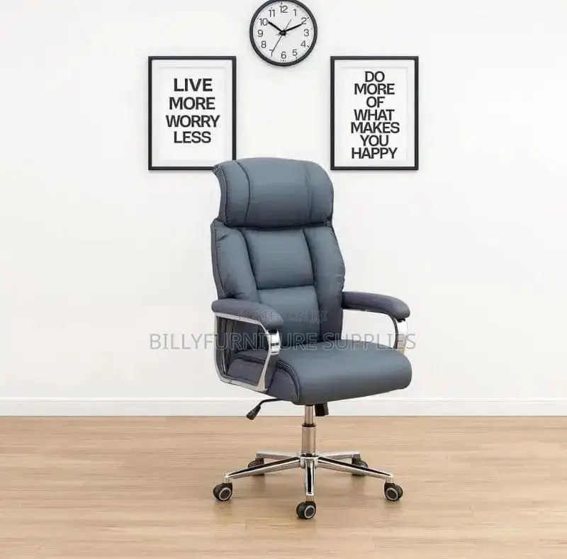 Modern Executive Chair for Office Use