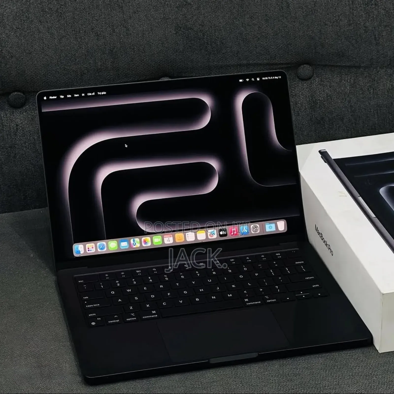 New Laptop Apple MacBook Pro 2025 M5 16GB Apple M5 SSD 1T