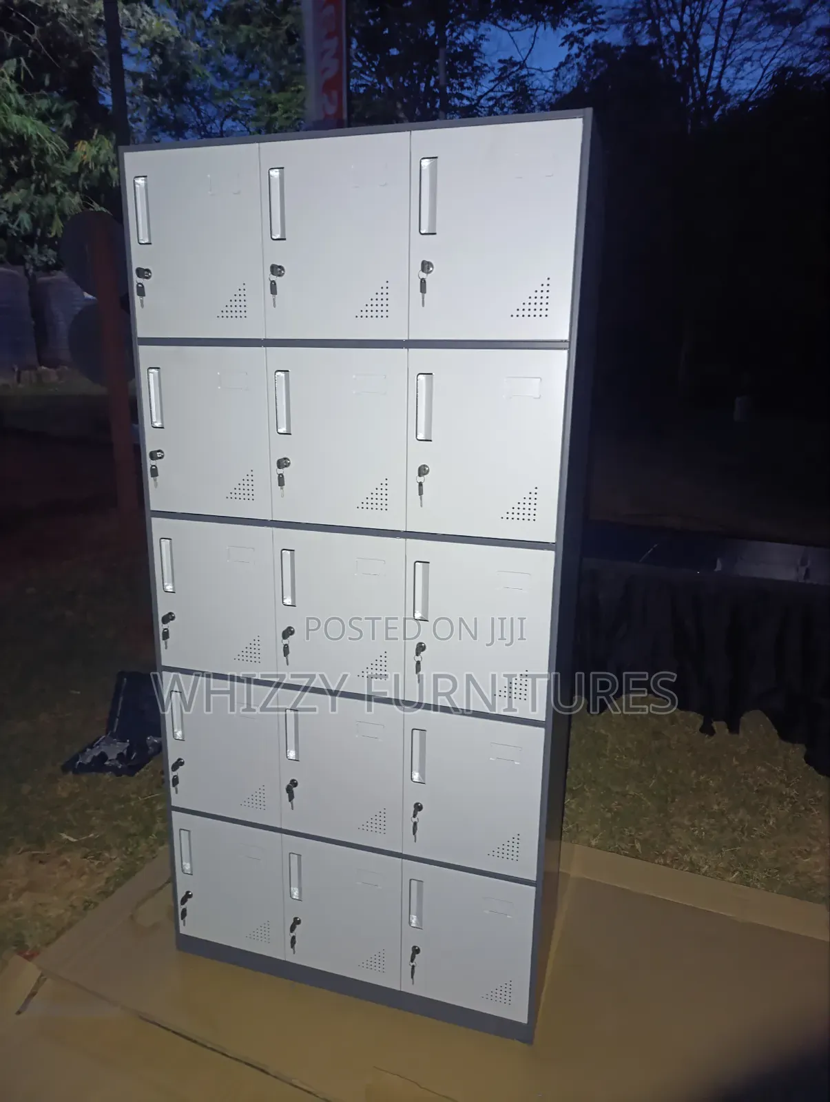 Metal Cabinet With 15door