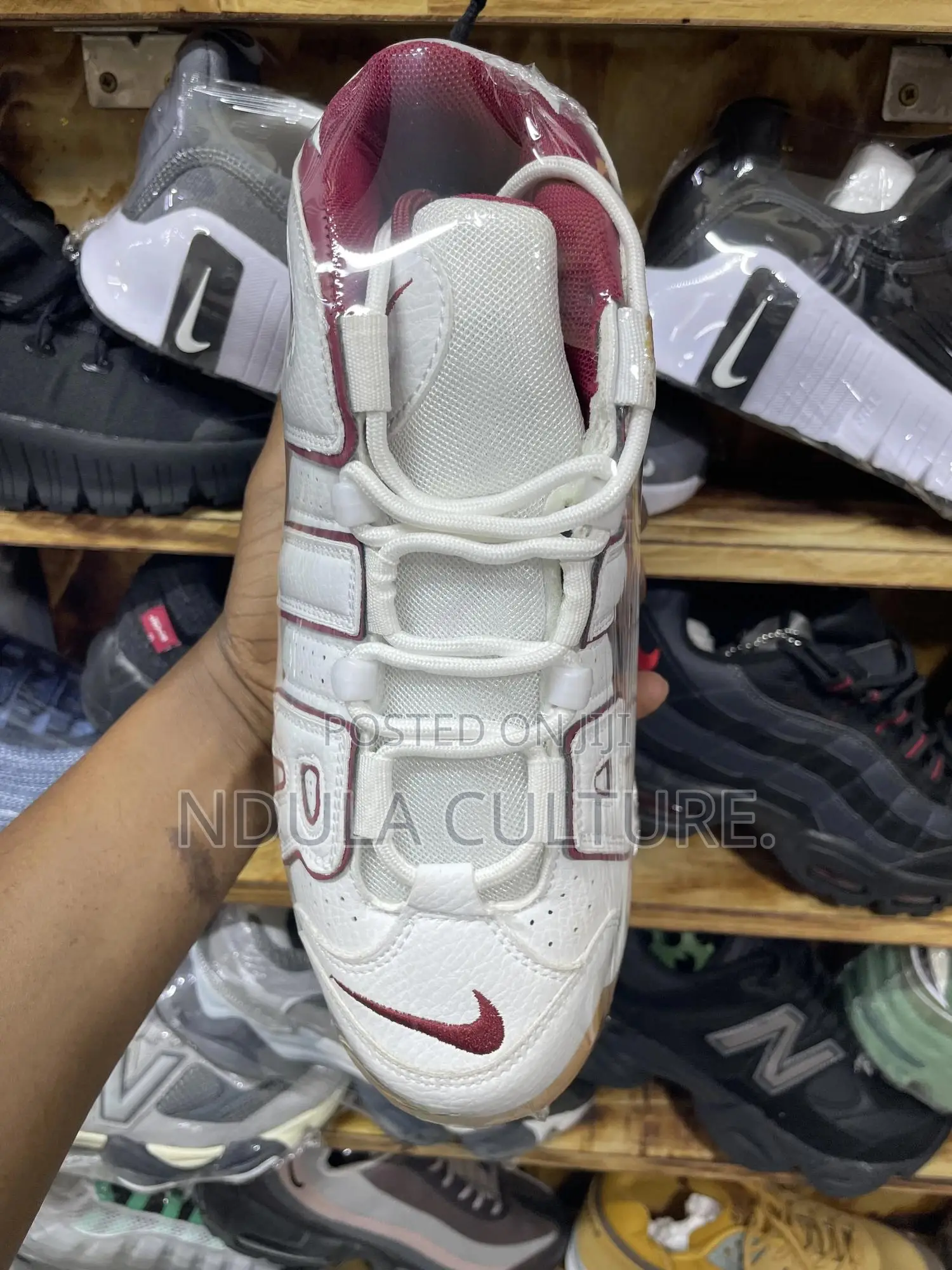 Nike Uptempo